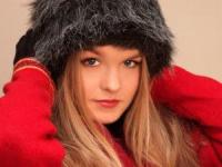 piekna-dziewczyna-w-czarna-czapke-2_290574