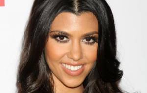 Twarz w kształcie serca – dobór fryzury, makijażu i dodatków