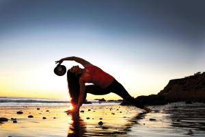 UWOLNIĆ SIĘ ZE ZŁOTEJ KLATKI